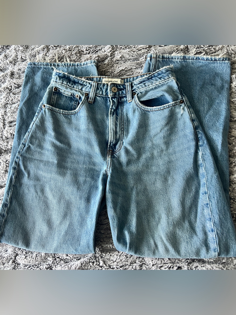 Abercrombie & Fitch The Loose High Rise Medium Wash Jeans